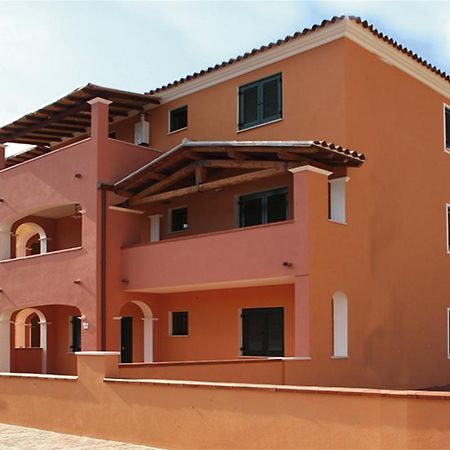 Appartamenti Le Ginestre E Gli Oleandri Cala Liberotto Exterior photo