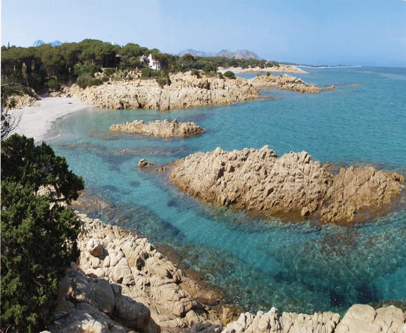 Appartamenti Le Ginestre E Gli Oleandri Cala Liberotto Exterior photo